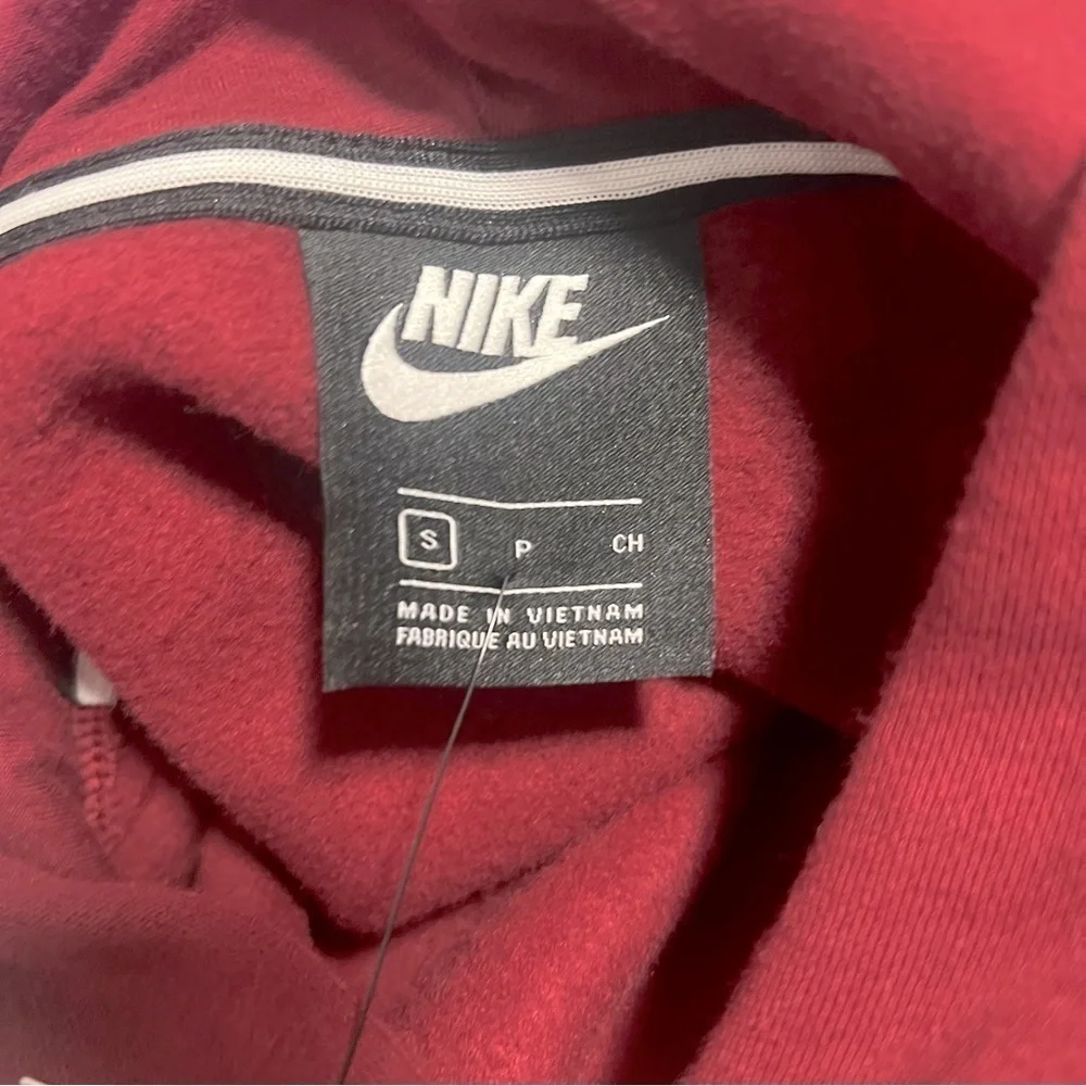 Nike Unisex S Sportswear Pullover Windbreaker Hoodie Oregon USA Color-block NWT